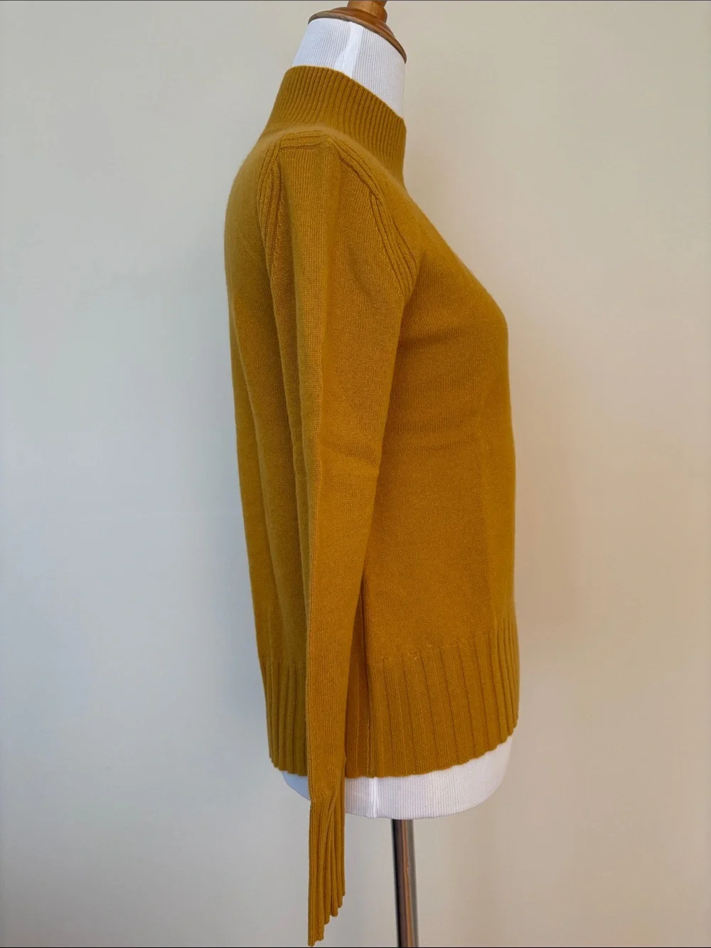 New J. Crew Women's Cashmere Mustard Mock Neck Sweater